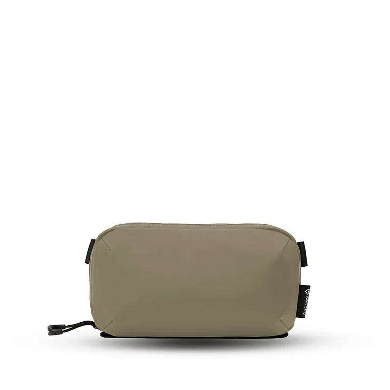Pochette Tech 2.0 (Petit, Yuma Tan)
