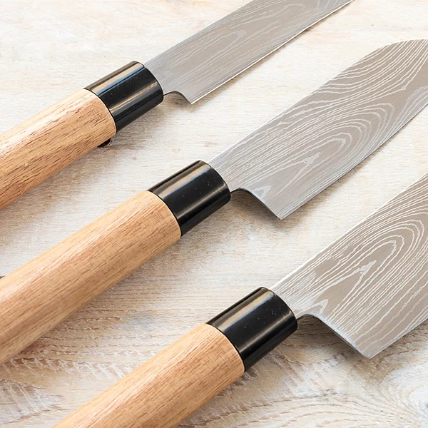 Ensemble de 3 couteaux japonais en acier de damas avec etui de transport professionnel - Livraison Offerte