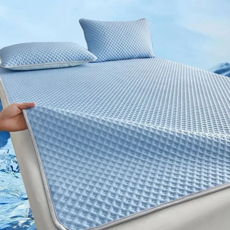 Matelas Rafraîchissant en Soie Glacée – Tapis de Lit Respirant, Lavable et Doux pour la Peau