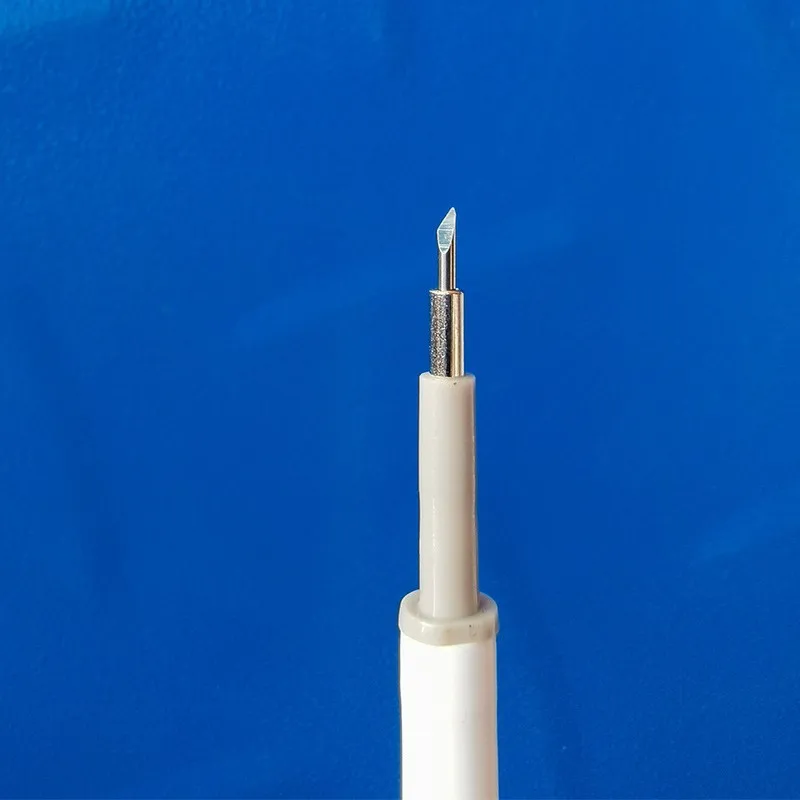Stylo 2 en 1 Cutter Idéal pour Découpe de Papier - 4 Recharges OFFERTES