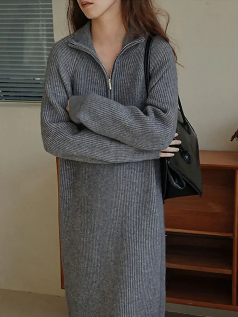 Robe Pull en Tricot Côtelé Ample à Col Cheminé à Zip