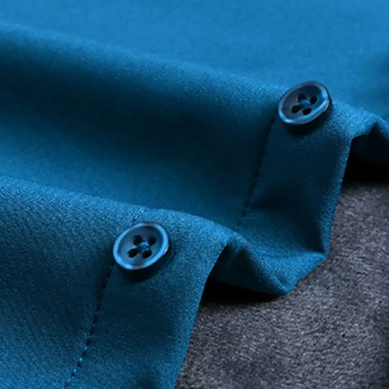Chemise d'affaire classique avec doublure polaire