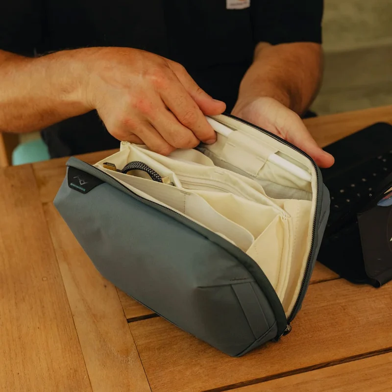 Pochette Tech Pouch (Océan)
