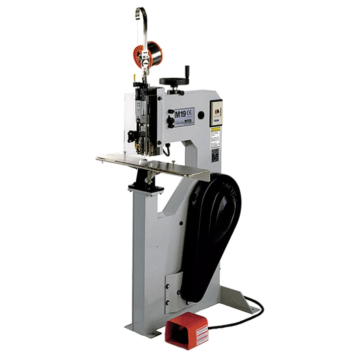 DeLuxe Book Stitchers M19G20-AST