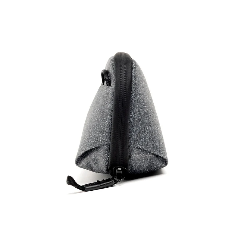 Petite Pochette Tech Pouch (Charbon)