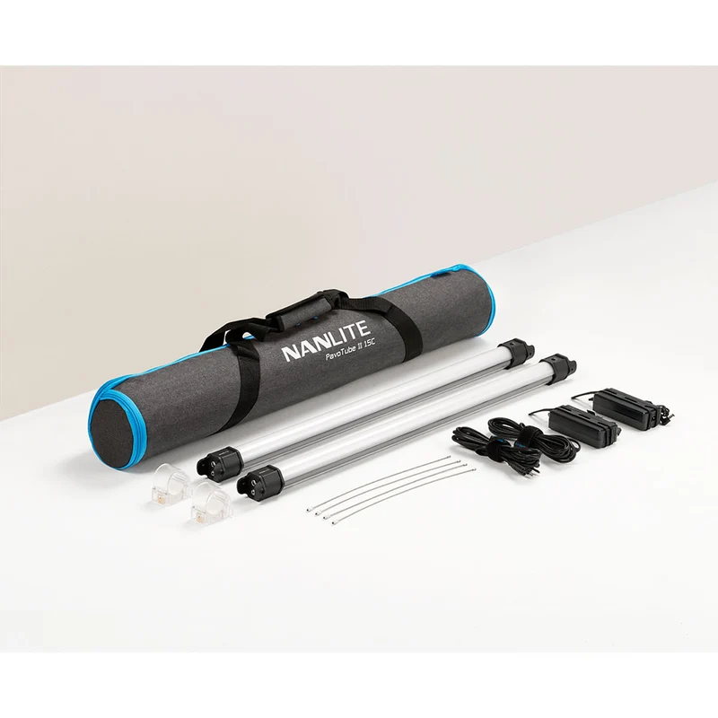 Tube de Lumière PavoTube II 15C LED RGBWW (Paquet de 2)