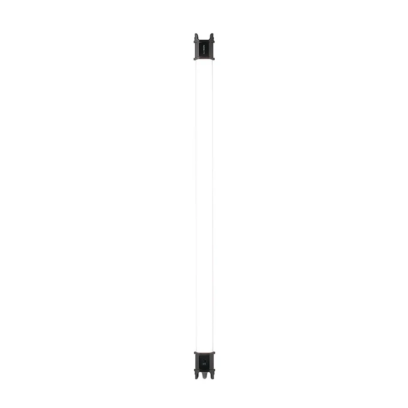 Tube de Lumière PavoTube II 15C LED RGBWW (Paquet de 4)
