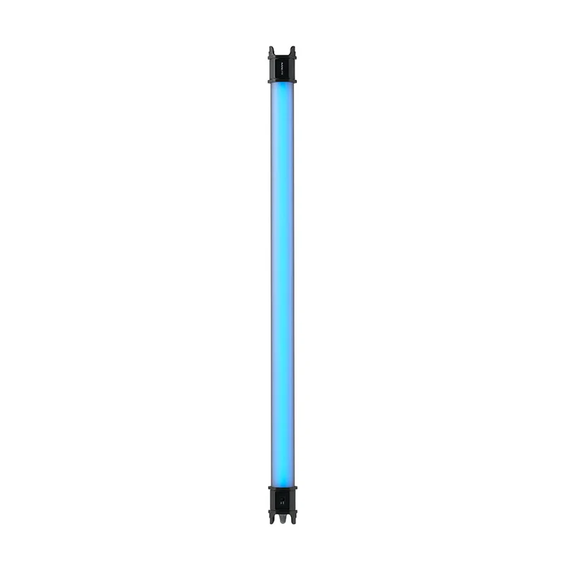 Tube de Lumière PavoTube II 15C LED RGBWW (Paquet de 4)