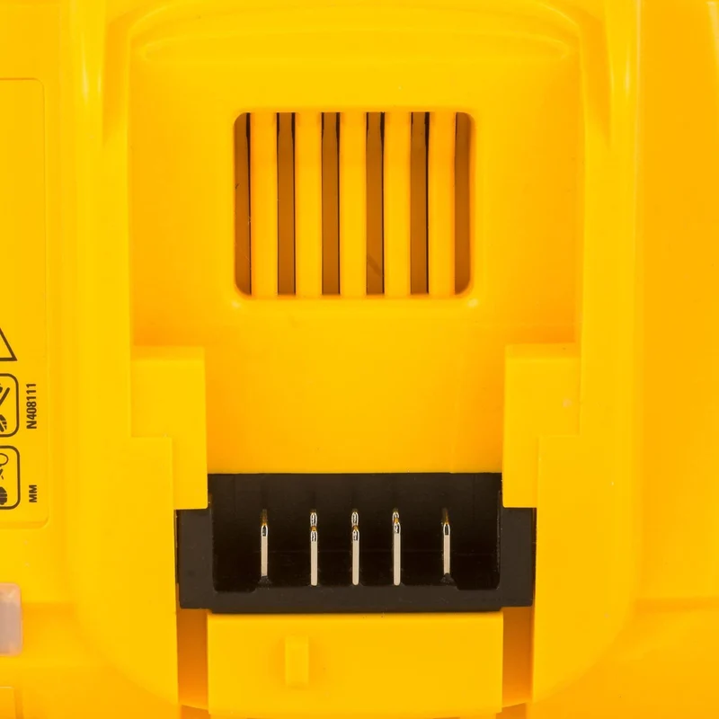 Chargeur rapide XR FLEXVOLT pour batteries sur rail Li-Ion Dewalt DCB118 XR 54V/18V
