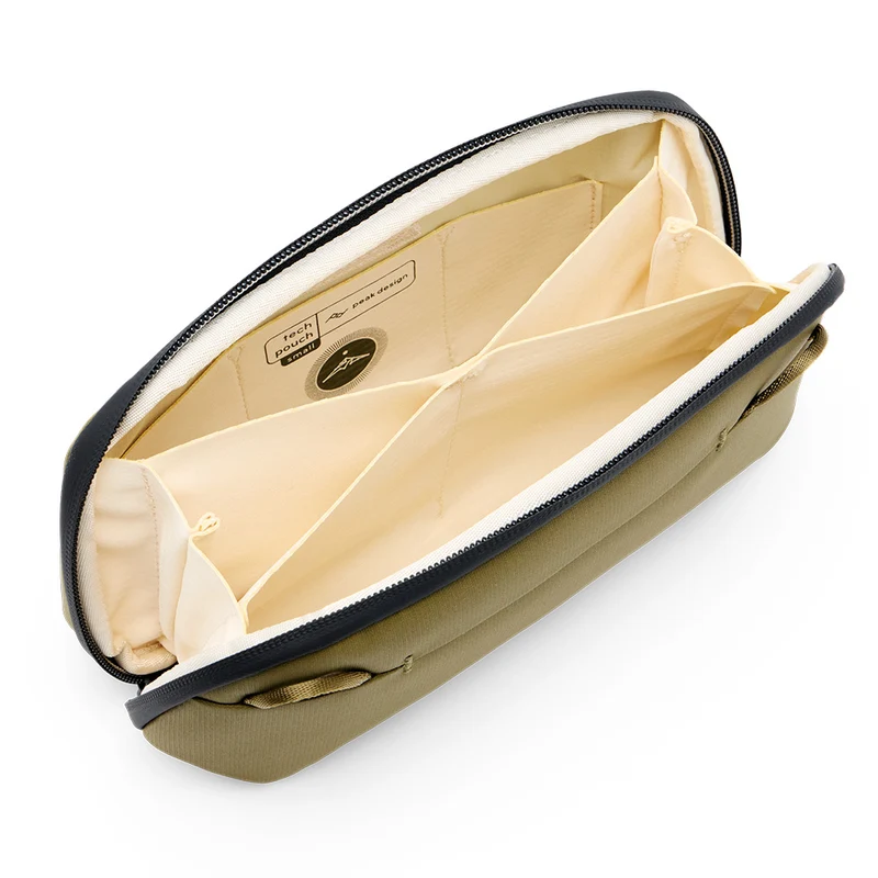 Petite Pochette Tech Pouch (Algue)
