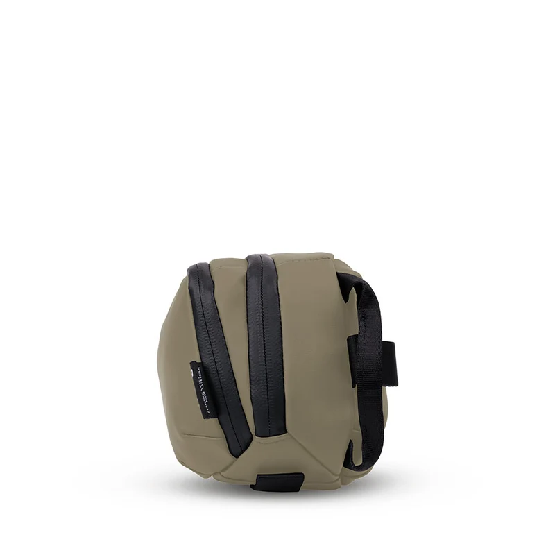 Pochette Tech 2.0 (Large, Yuma Tan)