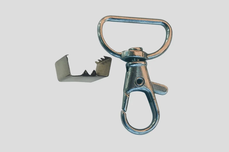 Serrure et pince pour lanière 15mm