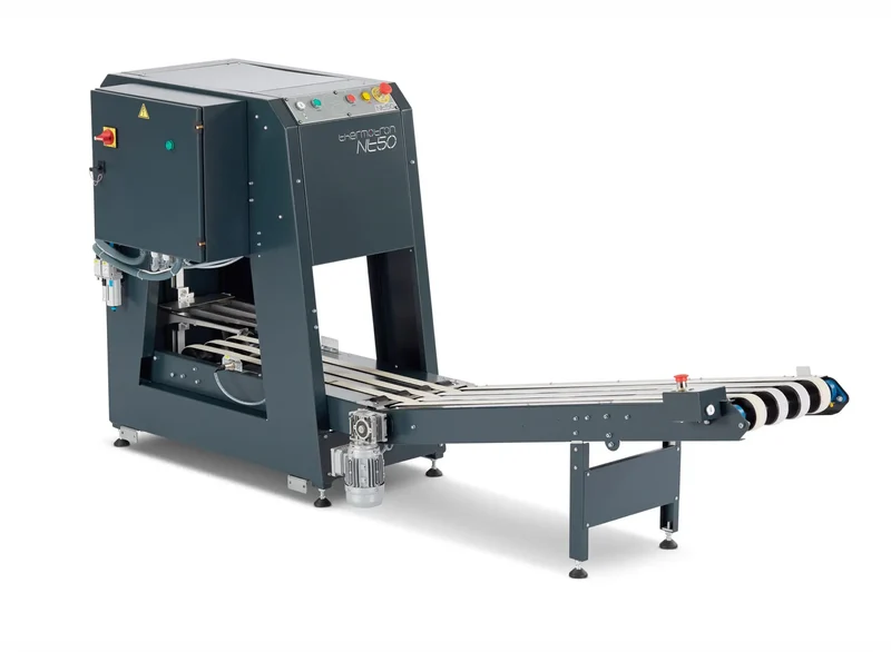 Machine d'empilage NT50