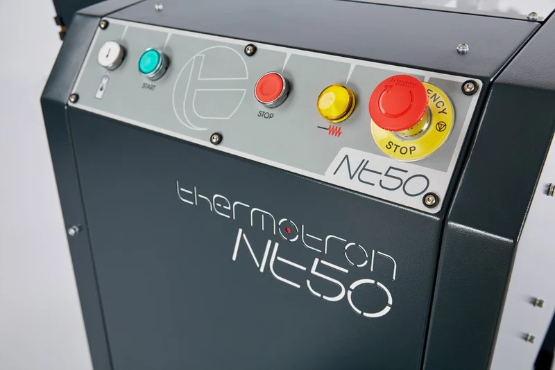 Machine d'empilage NT50